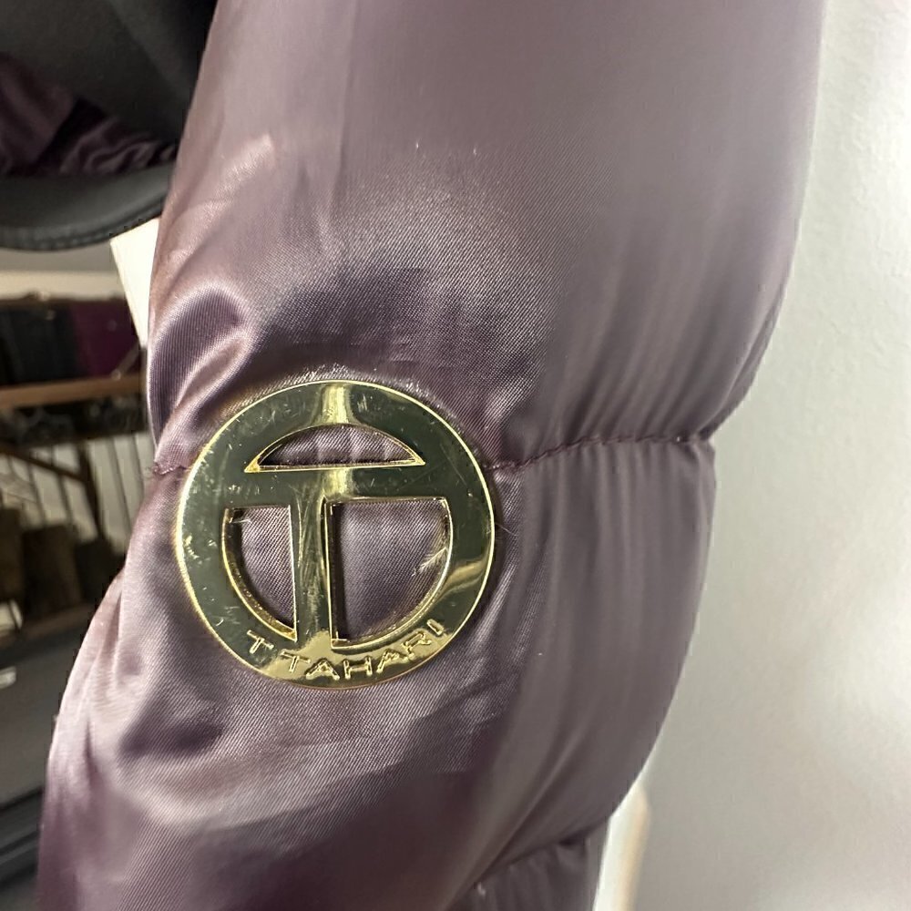 EUC T Tahari Down Jacket Asymmetrical Front Zipper - Size M - Purple/Black - Picture 5 of 12